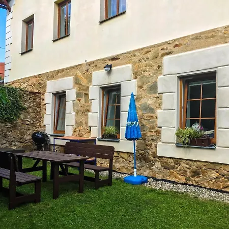 V Zahradní