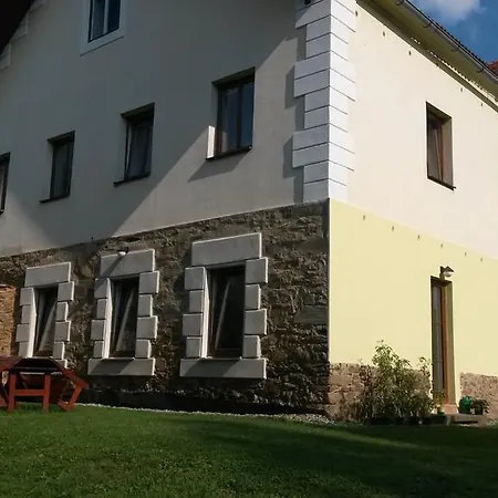V Zahradní *