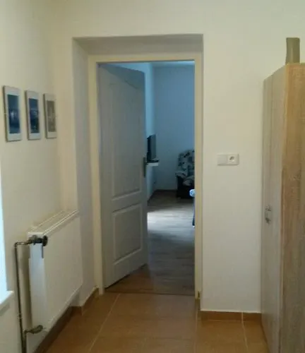 V Zahradni *